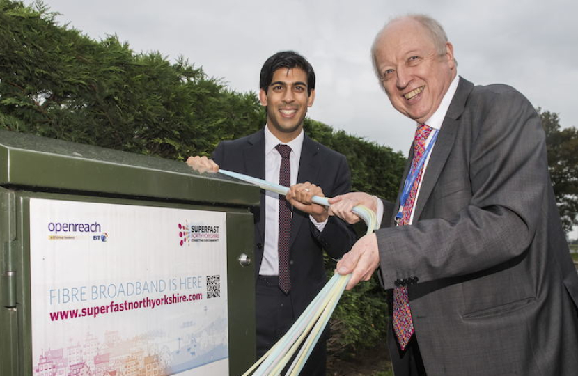 Rishi Sunak and Carl Les