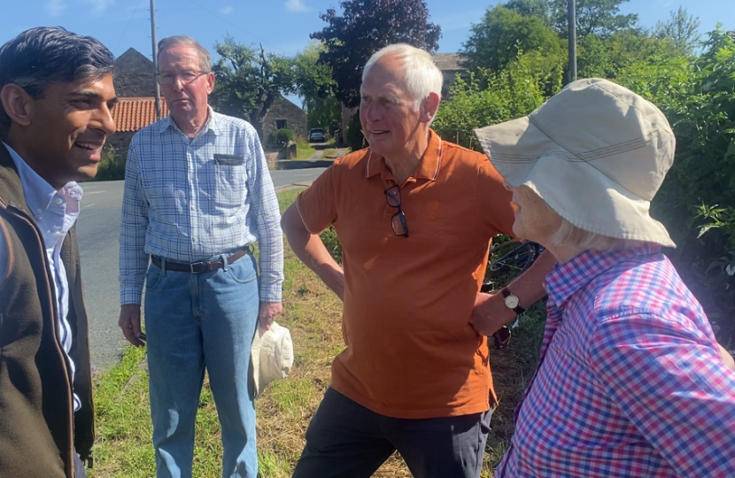 Rishi Sunak with A66 campaigners