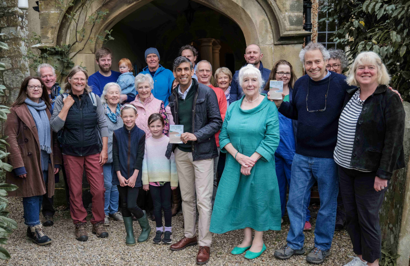 Rishi meets Coast to Coast Passport supporters at Marske