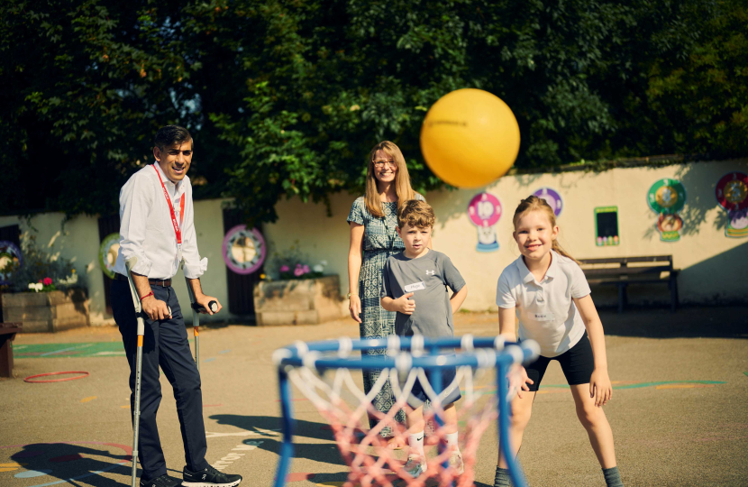 Rishi Sunak with Marwood Church of England Primary School Pupils