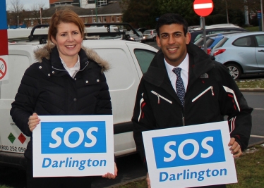 Rishi Sunak campaigning with Jenny Chapman