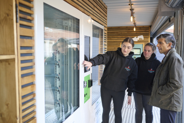 Rishi at the Flaming Farmers Outlet