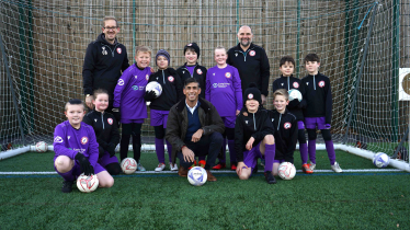 Rishi Sunak with Richmond Rockets footballers