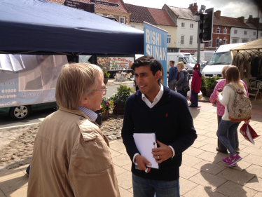 Rishi Sunak in Northallerton High Street